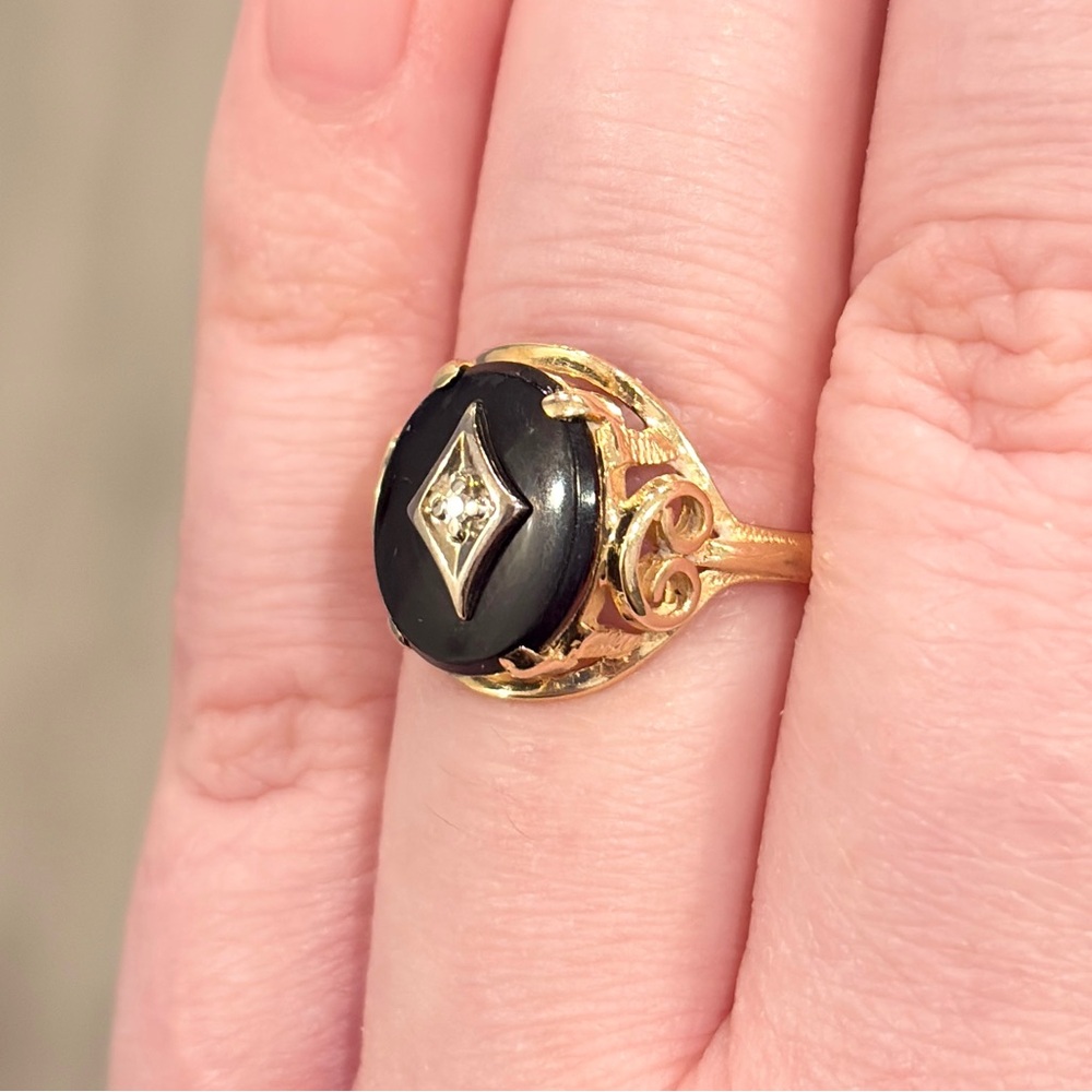 Vintage 14K Art Deco Onyx Diamond Ring, Yellow Gold Black Oval Size 7.25 - Picture 11 of 17